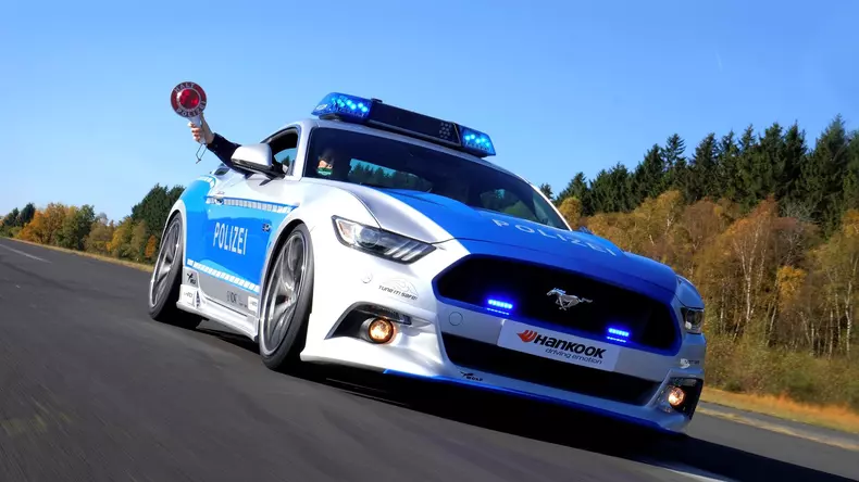 polizei-ford-mustang-gt-tuner-10