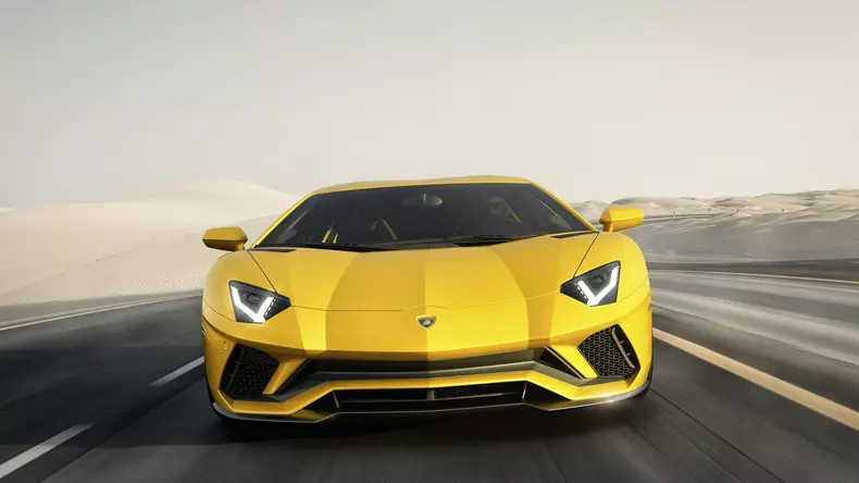 2017-lamborghini-aventador-s-facelift12