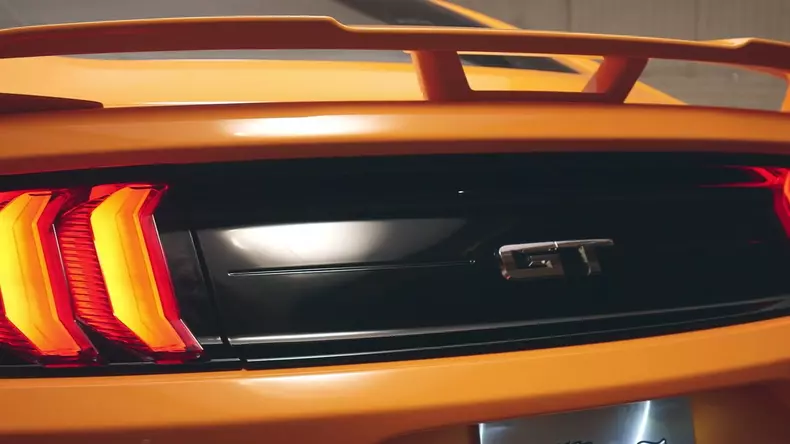 2017-ford-mustang-facelift-39