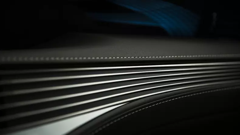 2017-lexus-ls-detroit-26