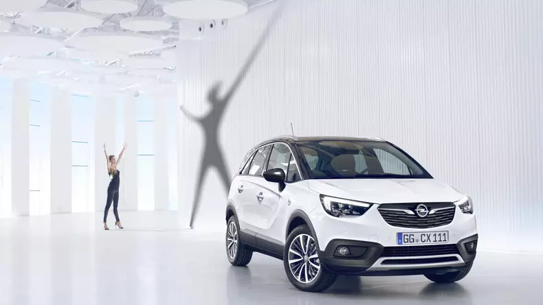 The new Opel Crossland X