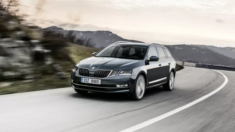 2017-skoda-octavia-facelift-18