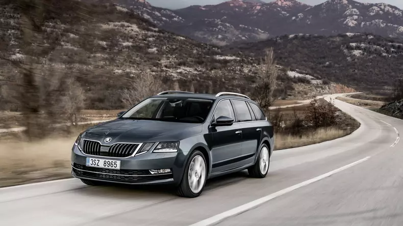 2017-skoda-octavia-facelift-19