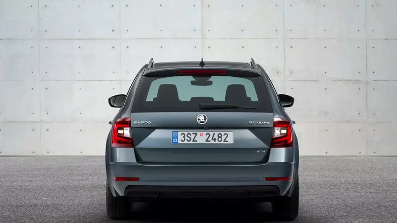 2017-skoda-octavia-facelift-29