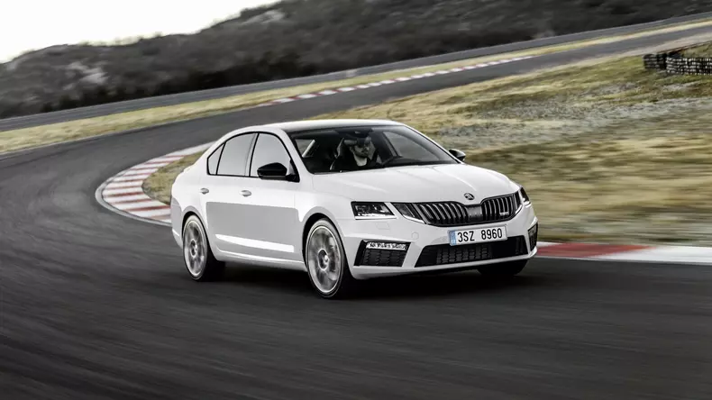 2017-skoda-octavia-facelift-35