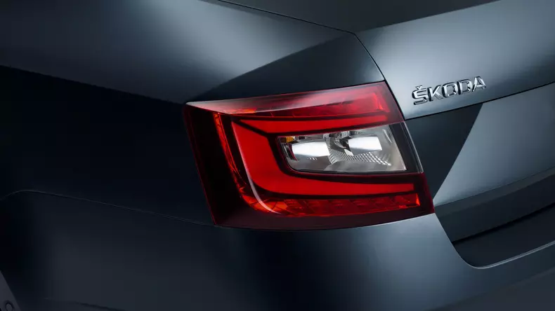 2017-skoda-octavia-facelift-64