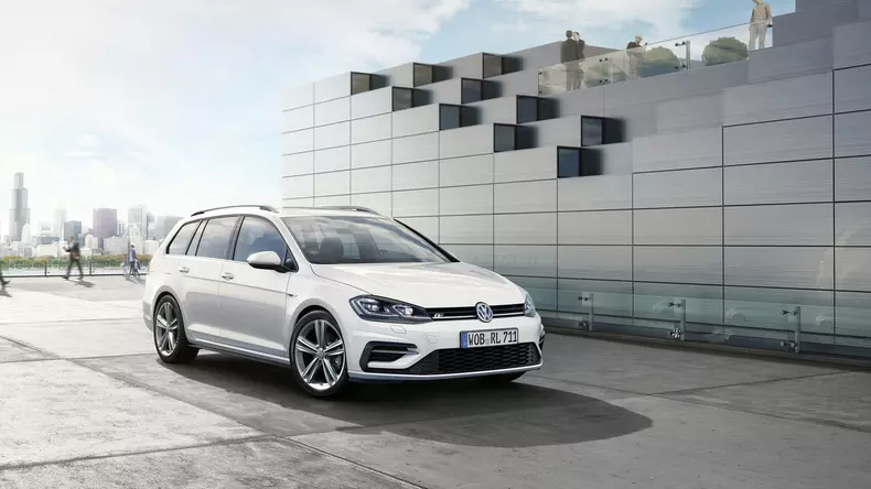 2017-volkswagen-golf-facelift-r-line-6