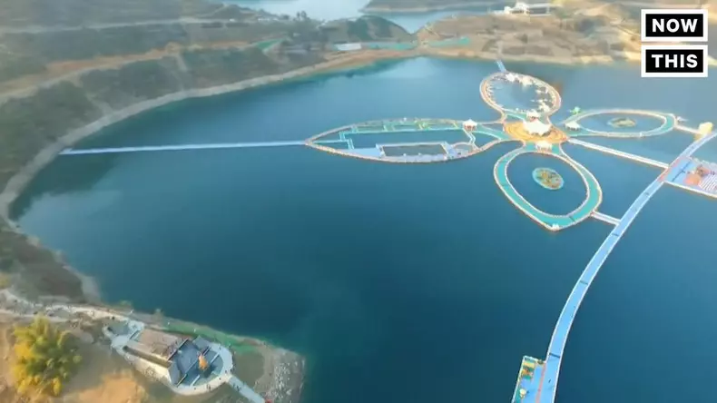 Cel mai lung pod plutitor