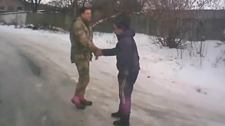 The-Most-Friendly-Accident-in-Russia