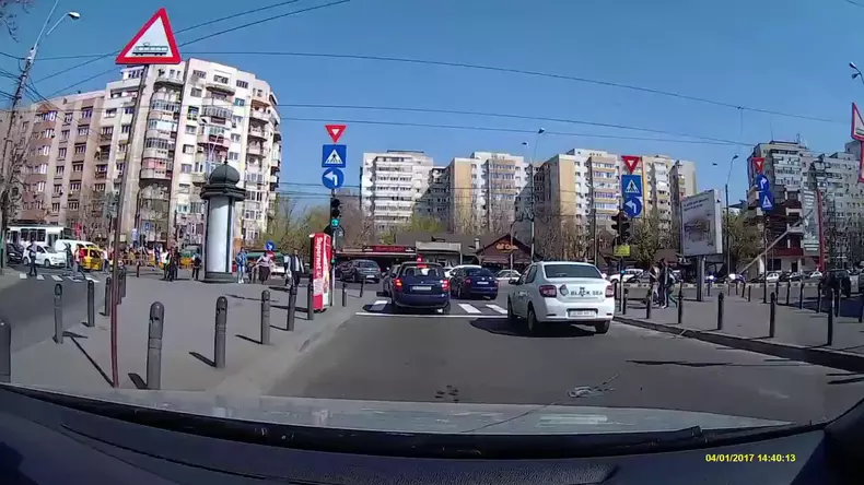 Road-rage-si-ploaia-de-pumni