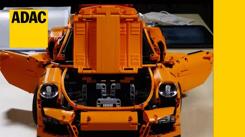 LEGO-Porsche-Crashtest-I-ADAC-2017