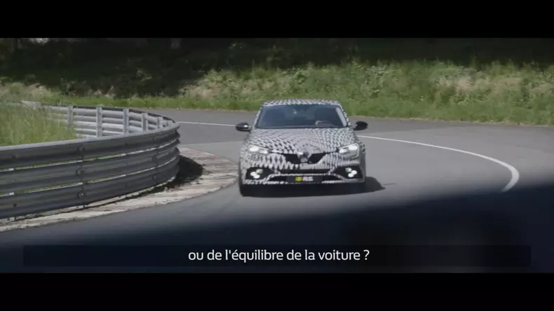 Nouvelle-Mégane-R.S.-Renault-Sport