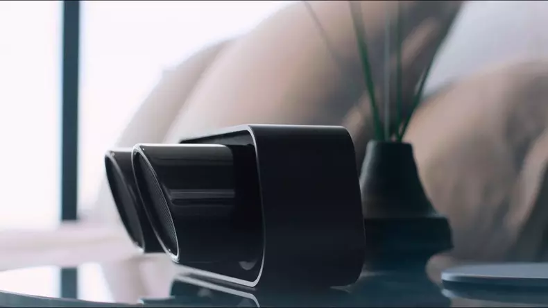 The-new-911-Speaker-–-the-sound-of-the-racetrack-at-home.