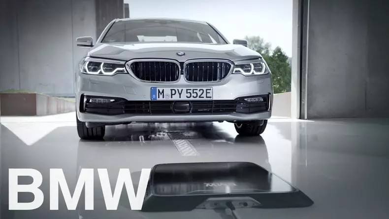 BMW-Wireless-Charging.-Car-charging-in-35-hrs.-without-a-cable.