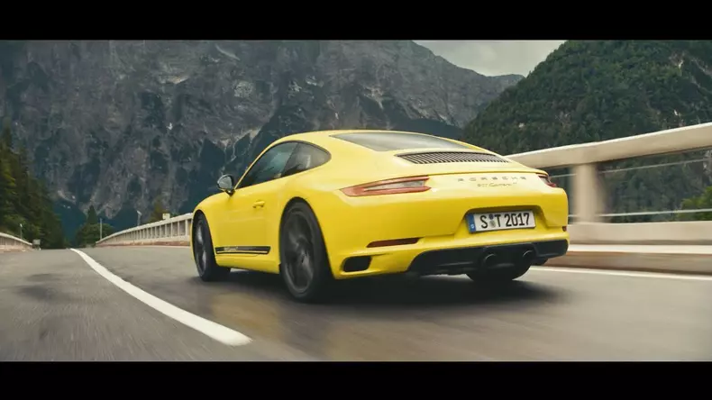The-new-911-Carrera-T.-Less-weight-more-driving-pleasure.