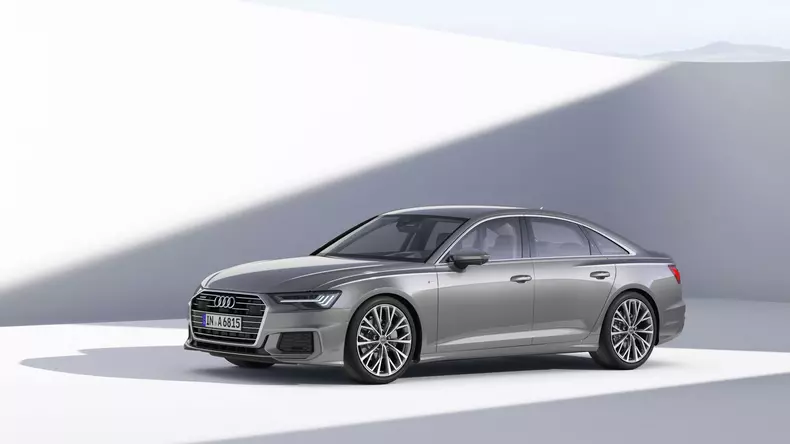 Audi A6 Sedan