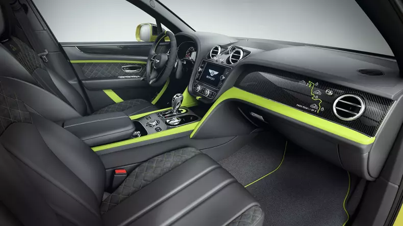 BentleyBentaygaPikesPeak05