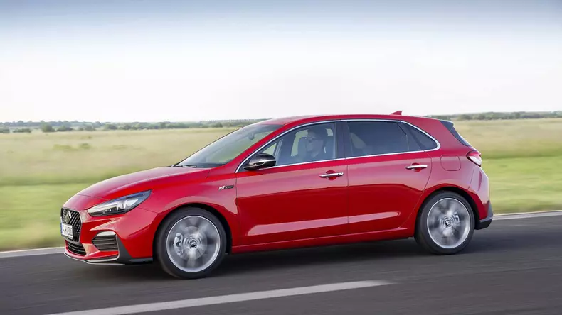 2018-hyundai-i30-n-line (2)