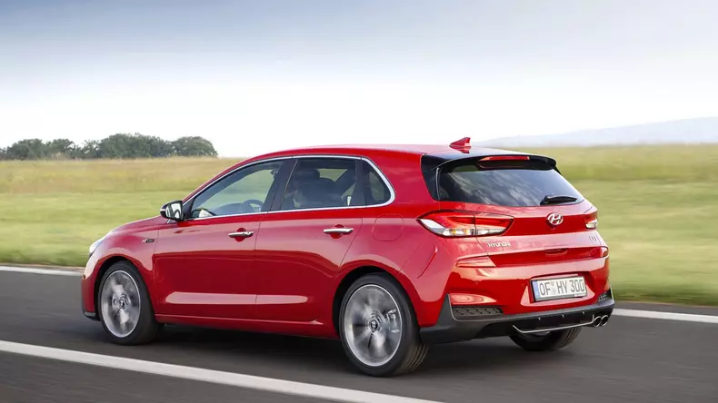 2018-hyundai-i30-n-line (3)