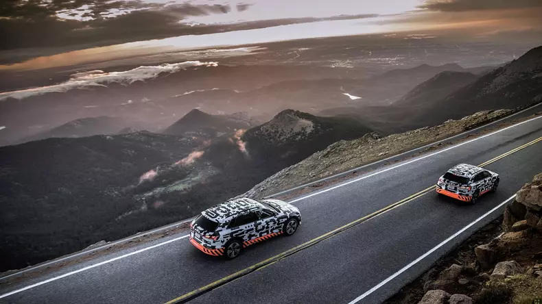 audi-e-tron-prototype-at-pikes-peak (11)