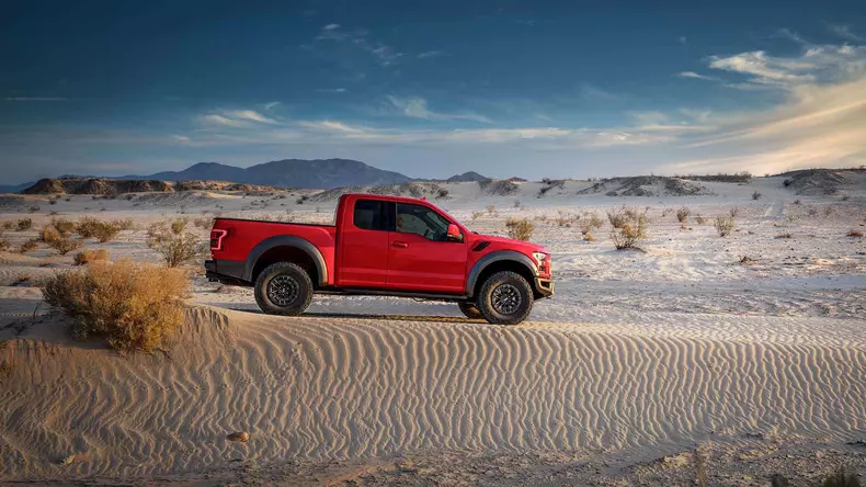2019-ford-f-150-raptor (9)