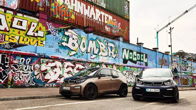 BMW i30 primeste o baterie mai mare 04