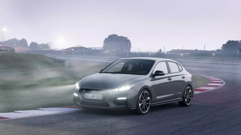 Hyundai i30 N Fastback 33