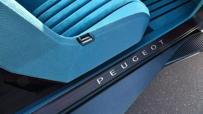 Peugeot e-Legend Concept 2018 13