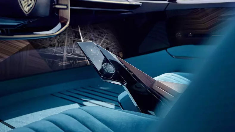 Peugeot e-Legend Concept 2018 43