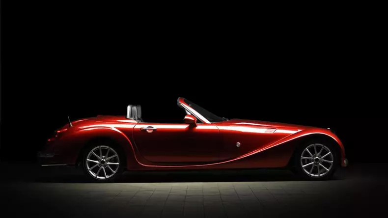 2015-572317-mitsuoka-roadster1