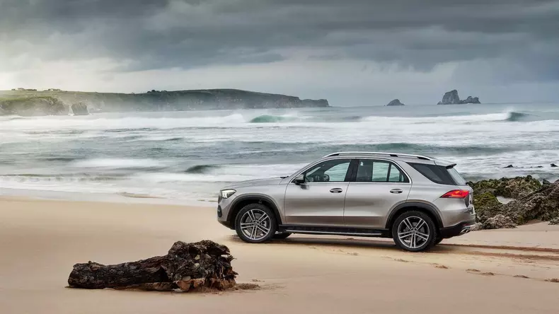 Mercedes-Benz-GLE-033