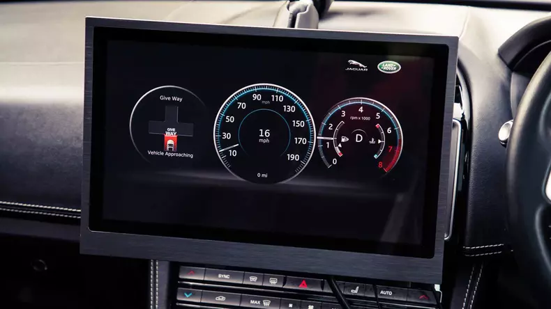 land rover testează 2