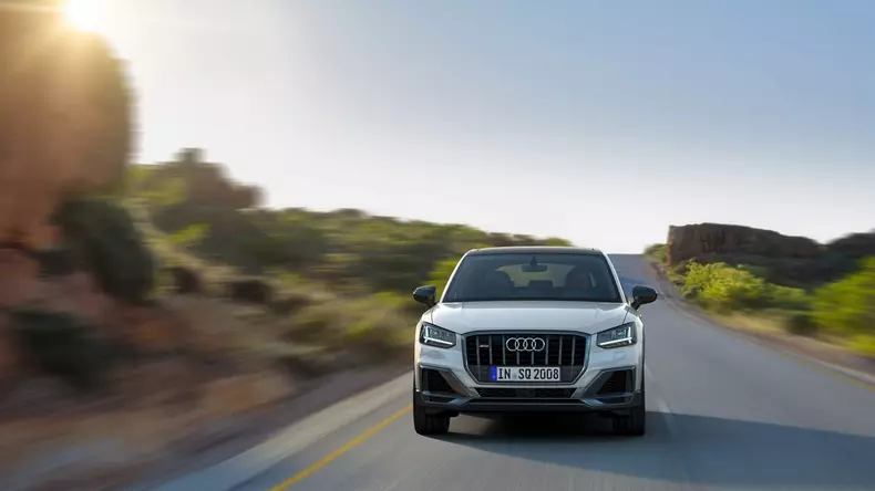Audi SQ2 oficial 3