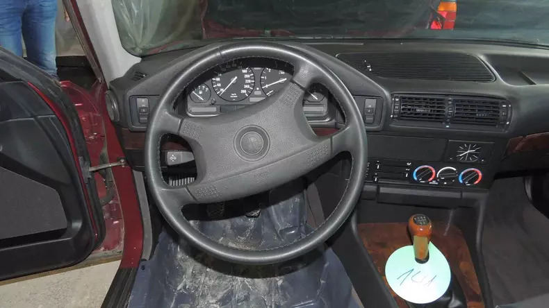 BMW Seria 5 E34 Bulgaria 6