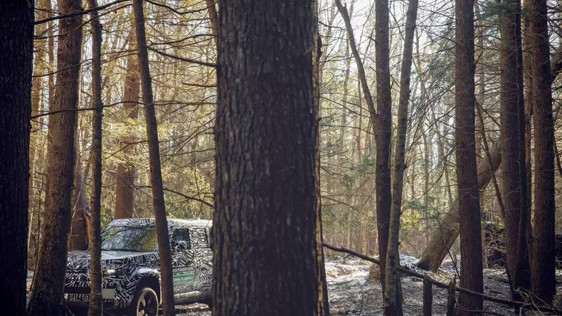 Noul Defender 2019 – Land Rover Defender generatie 2020 foto oficial 2