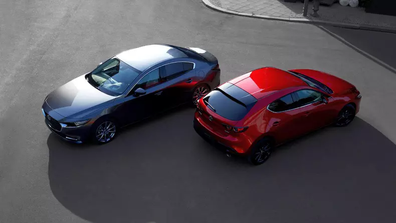 Mazda 3 2020-16