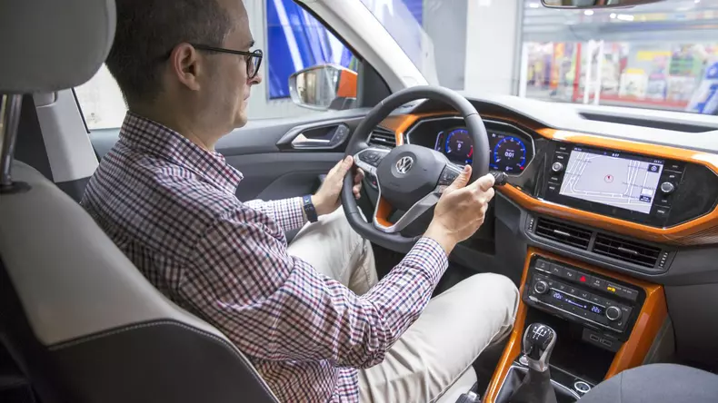 Volkswagen T-Cross 33