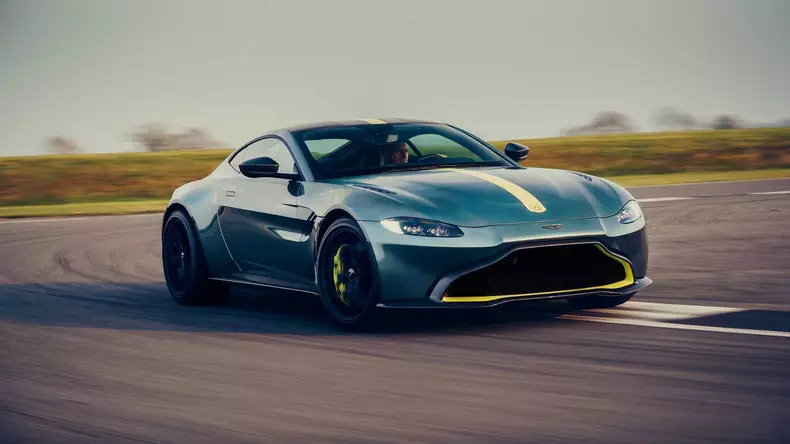 aston martin vantage amr 4