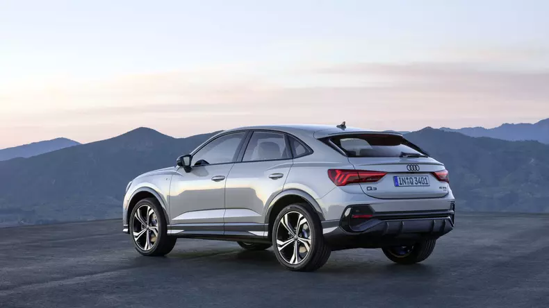 Audi Q3 Sportback 23