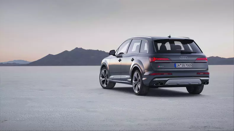 Audi SQ7 11