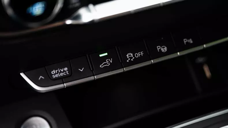 audi-q7-hibrid-phev (17)