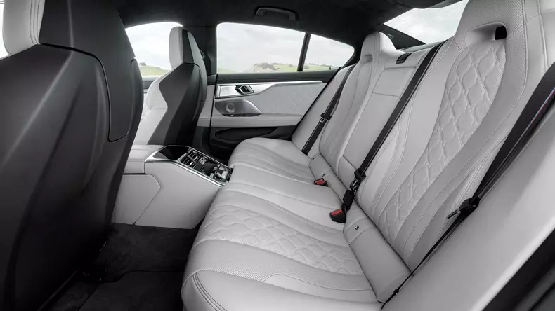 bmw-m8-gran-coupe (19)