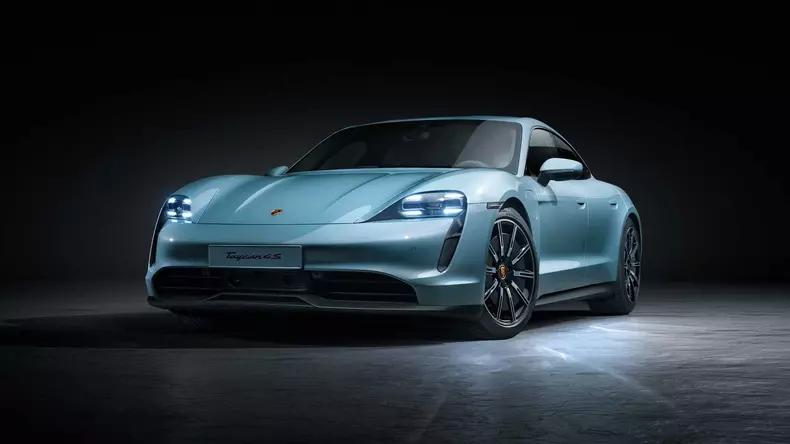 porsche-taycan-4s (9)