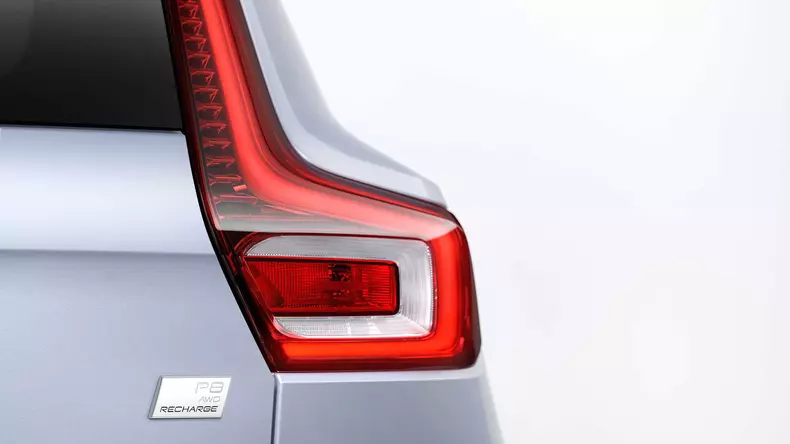 volvo-xc40-recharge-2020 (10)