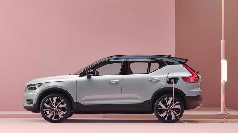 volvo-xc40-recharge-2020 (11)