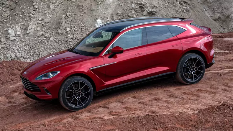 aston-martin-dbx-suv (13)