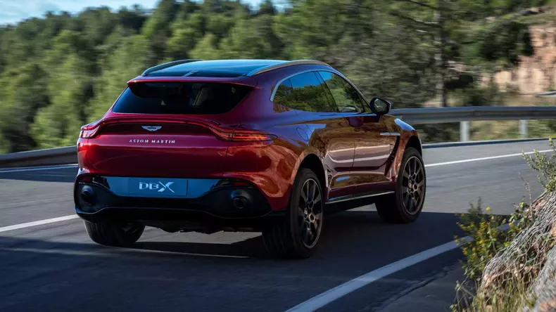 aston-martin-dbx-suv (2)