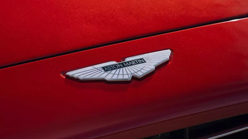 aston-martin-dbx-suv (7)