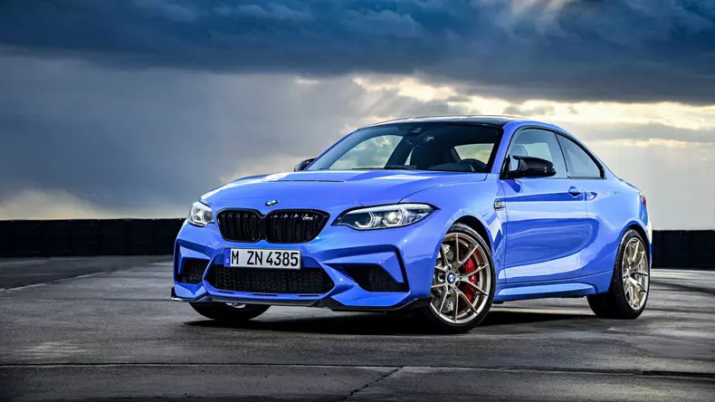 BMW M2 CS