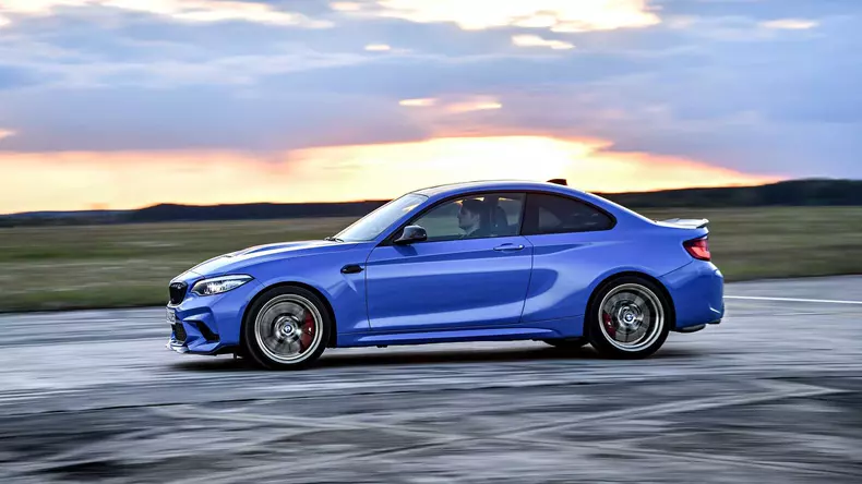 BMW M2 CS